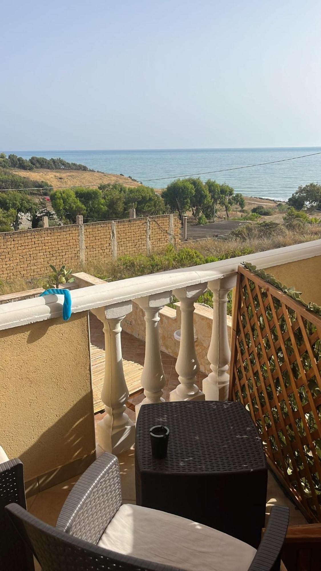 Bed and Breakfast Al Faro Realmonte Exterior foto