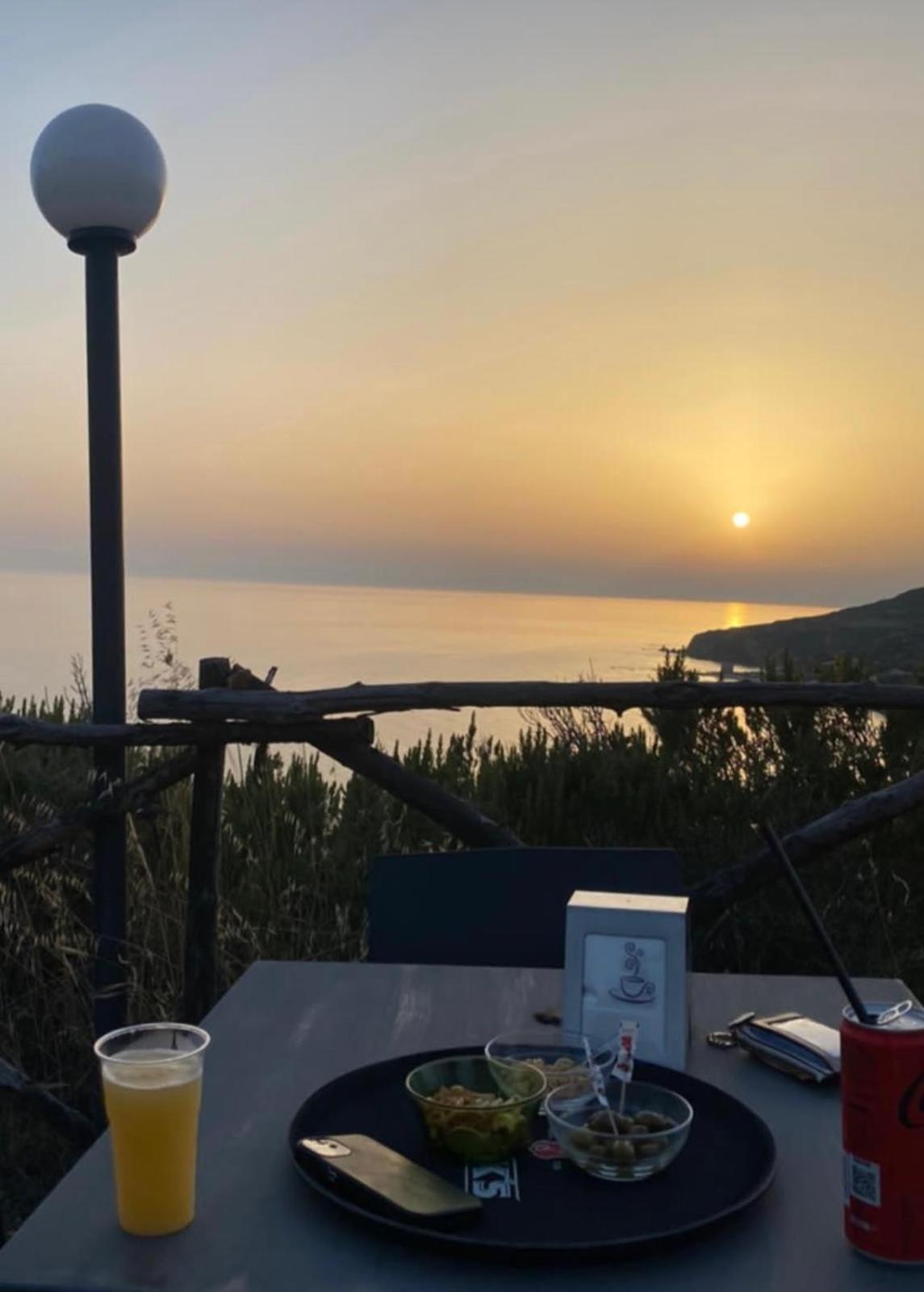 Bed and Breakfast Al Faro Realmonte Exterior foto